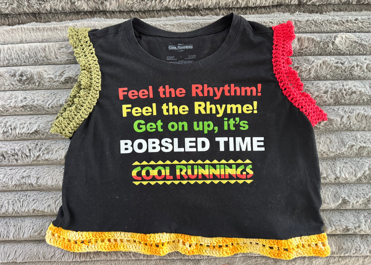 Cool Running’s Crop Sleeve-Crop Top Size XL