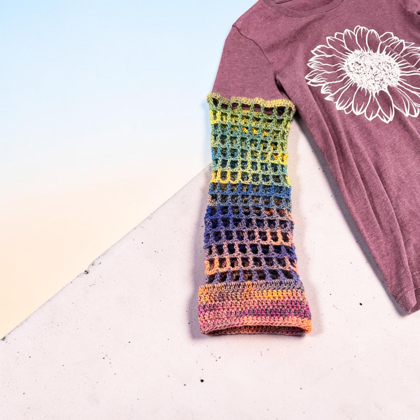 Sunflower Fishnet Tee - Size Youth Small/Ladies XS