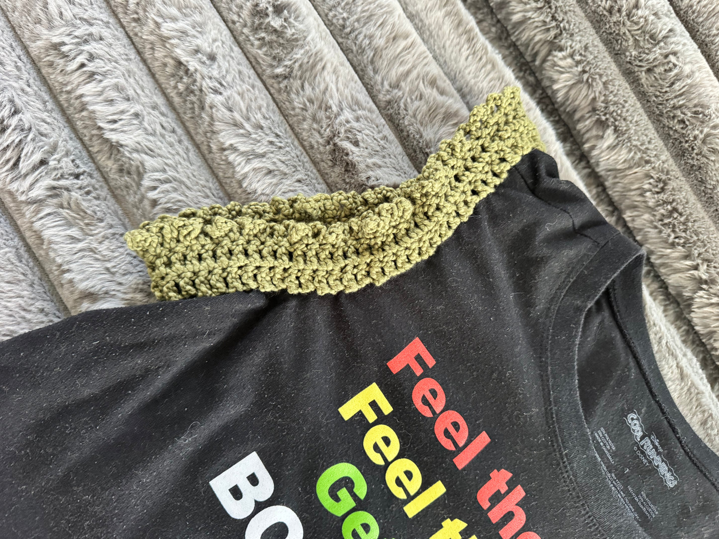 Cool Running’s Crop Sleeve-Crop Top Size XL